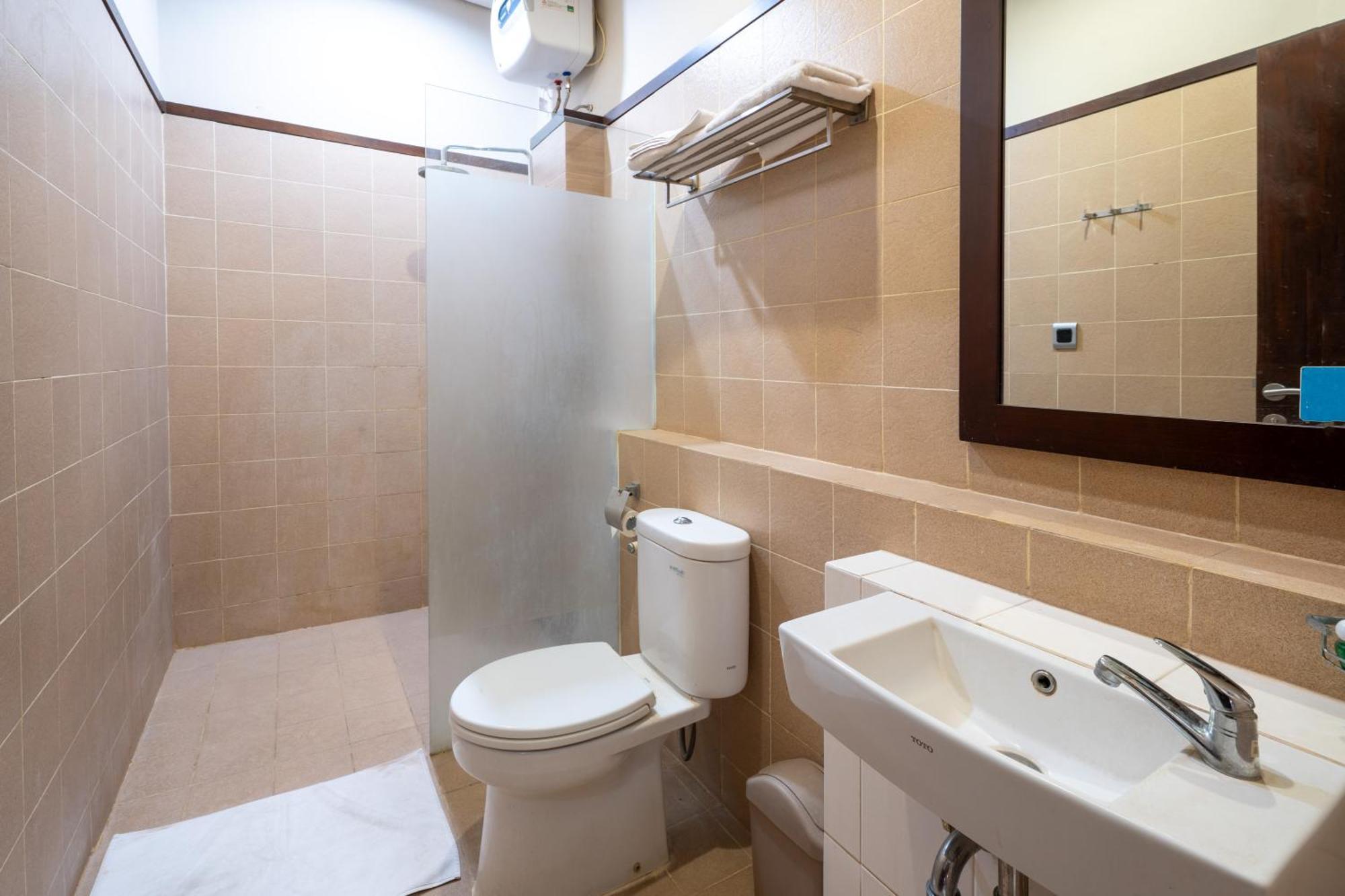 Samawa Transit Hotel Sumbawa Besar Exterior foto